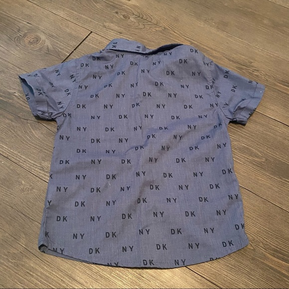 DKNY 3T short sleeve Blue button down shirt - Picture 2 of 7